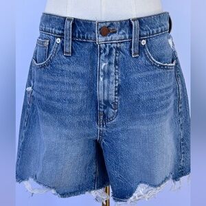 Madewell Women’s Relaxed Mid-Length Cut-Off Denim Shorts Size 28 5” Inseam